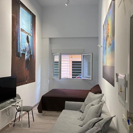 Golondrinas De Malaga "Apartamentos Con Mucho Arte" Y Terraza Solarium En Coliving Zewnętrze zdjęcie