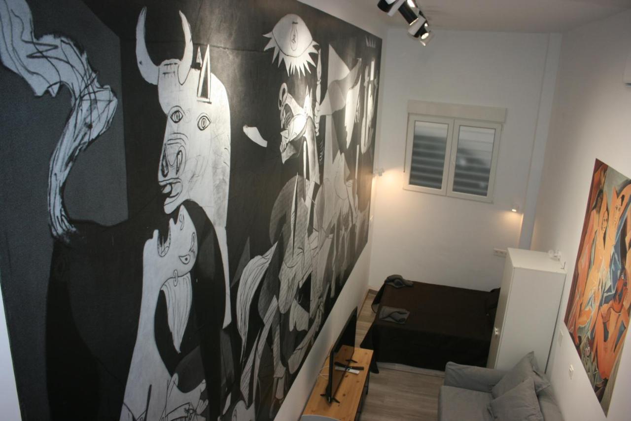 Golondrinas De Malaga "Apartamentos Con Mucho Arte" Y Terraza Solarium En Coliving Zewnętrze zdjęcie