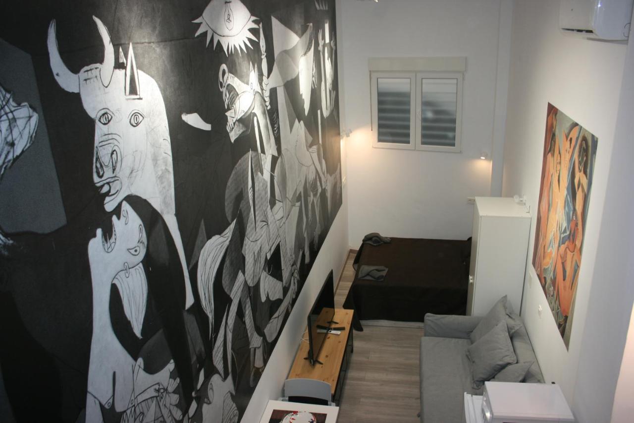 Golondrinas De Malaga "Apartamentos Con Mucho Arte" Y Terraza Solarium En Coliving Zewnętrze zdjęcie