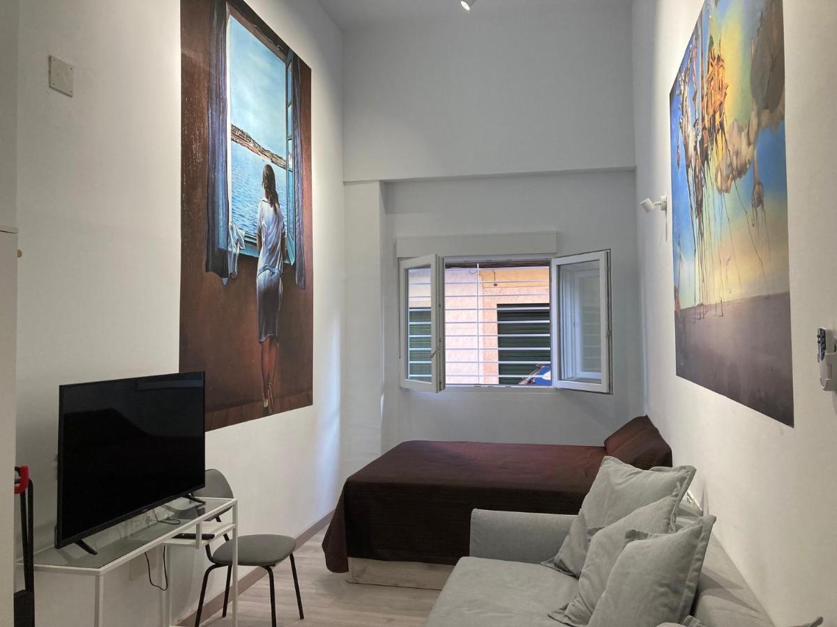 Golondrinas De Malaga "Apartamentos Con Mucho Arte" Y Terraza Solarium En Coliving Zewnętrze zdjęcie