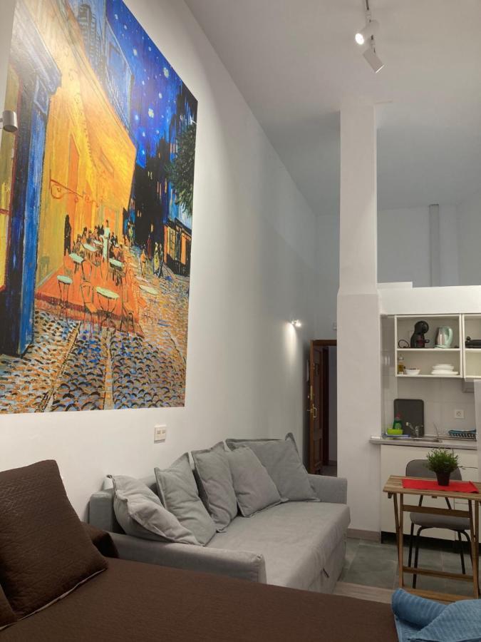 Golondrinas De Malaga "Apartamentos Con Mucho Arte" Y Terraza Solarium En Coliving Zewnętrze zdjęcie