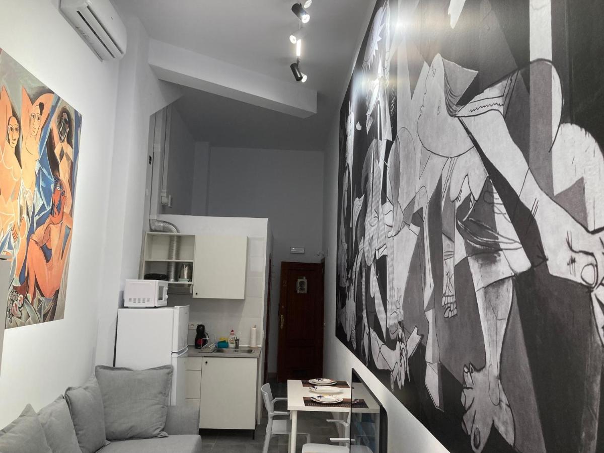 Golondrinas De Malaga "Apartamentos Con Mucho Arte" Y Terraza Solarium En Coliving Zewnętrze zdjęcie